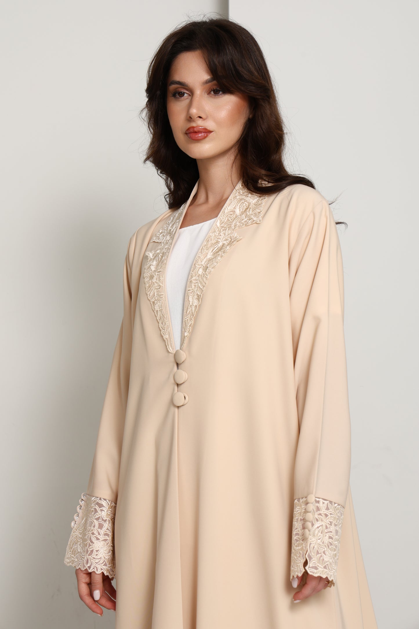 The Sandstone Sovereign – Blazer-Cut Abaya with Guipure Lace Detailing