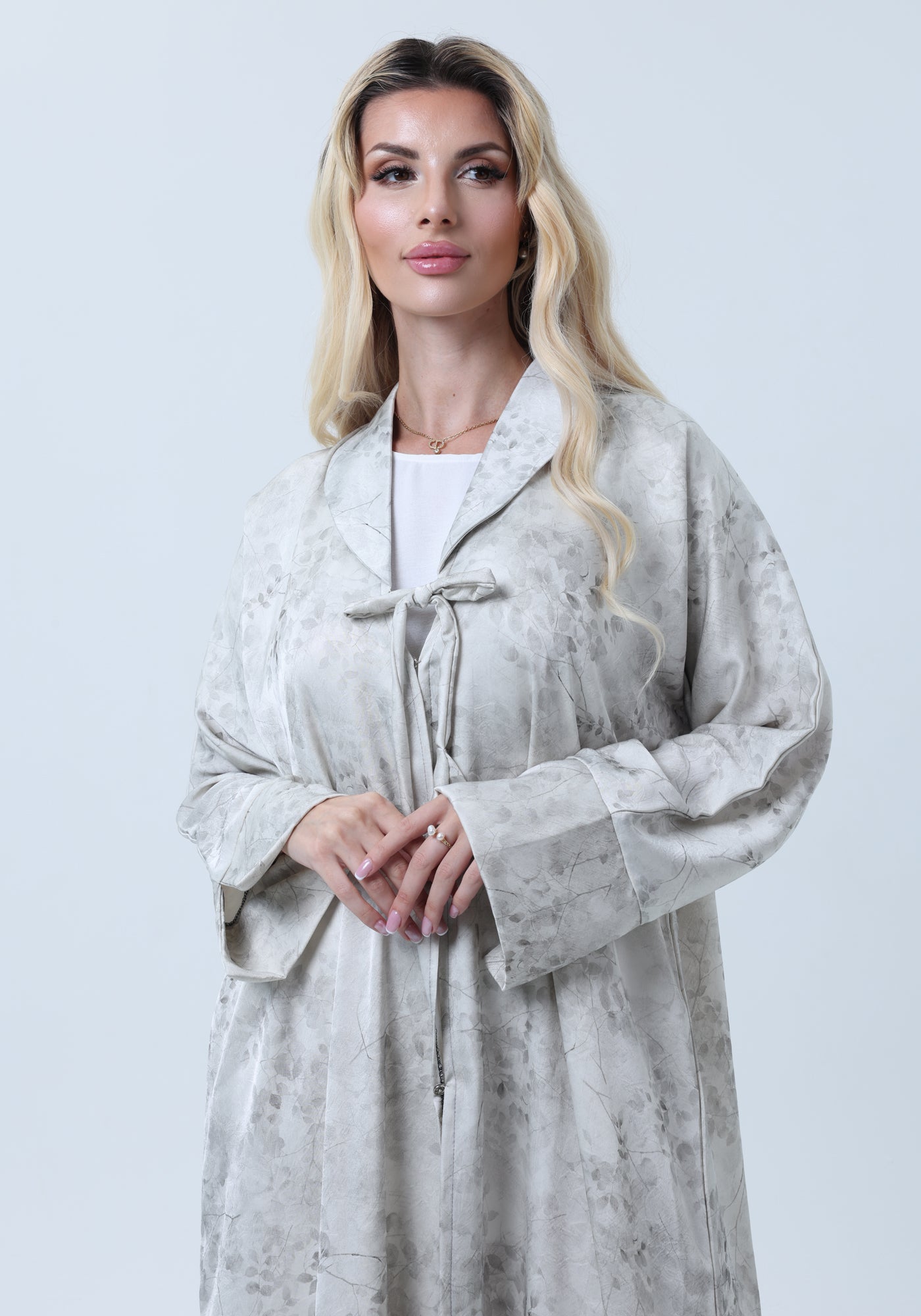 Premium Floral Print Abaya with Collar Detail - Elegant Cream & Gray with Headscarf