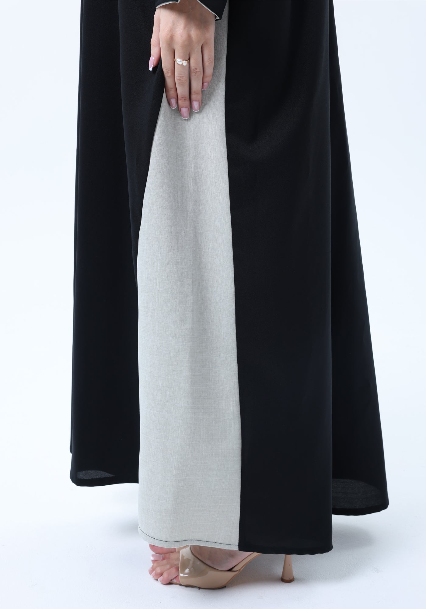 Two-Tone Colorblock  Melange Abaya with Contrast Piping and Slit Sleeves comes with Headscarf