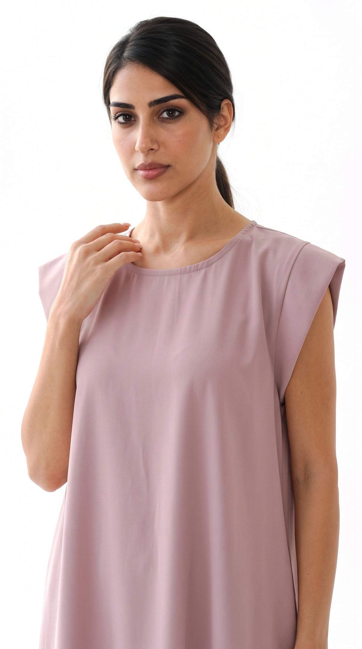 Dusty Mauve Nida under abaya dress, neckline and cap shoulder close-up