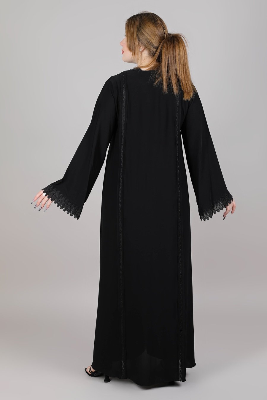 MSquare Fashion V-Neck Black Nida Embroidered Open Abaya