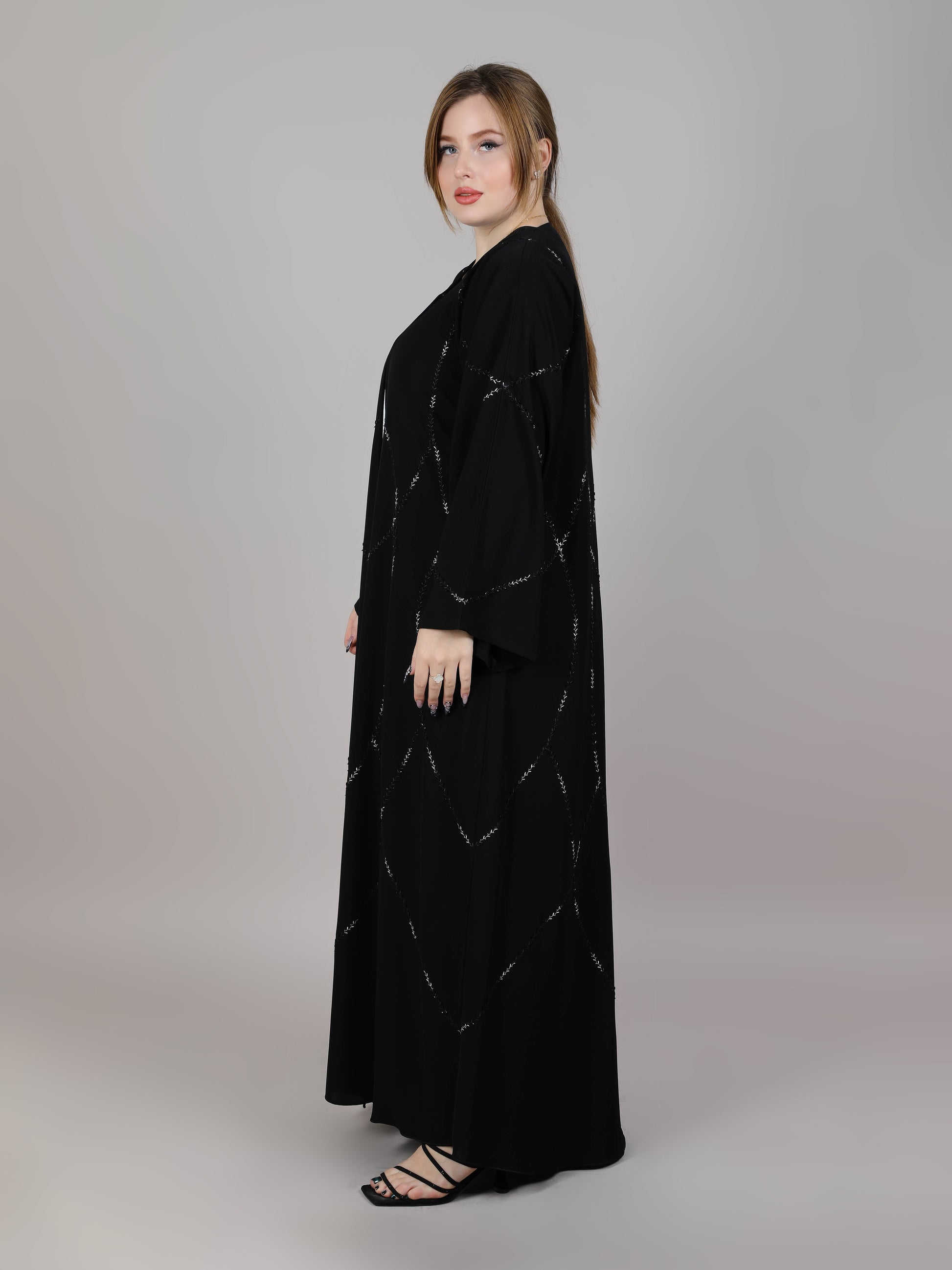 MSquare Fashion Black Contrast Embroidered Abaya